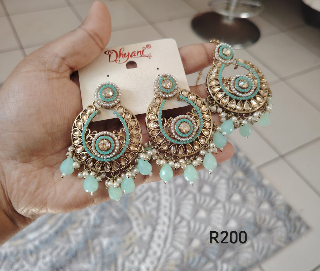 Earring and sirbandi set