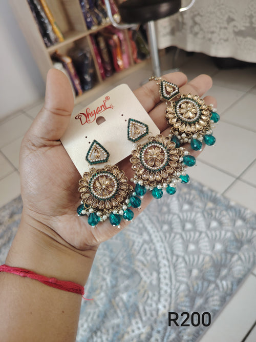 Earring and sirbandi set