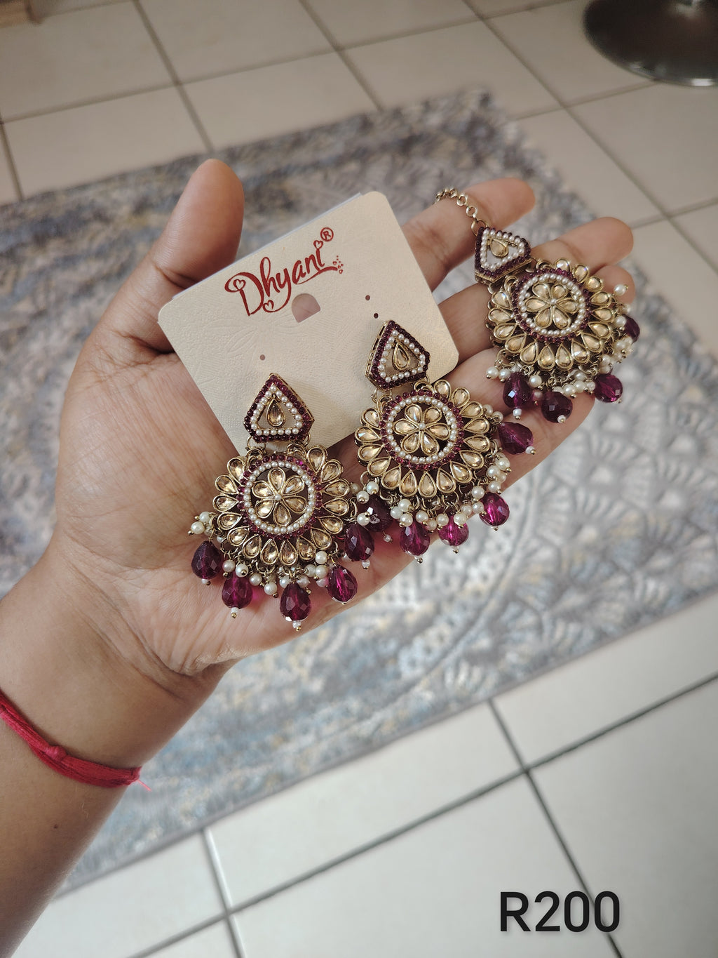 Earring and sirbandi set